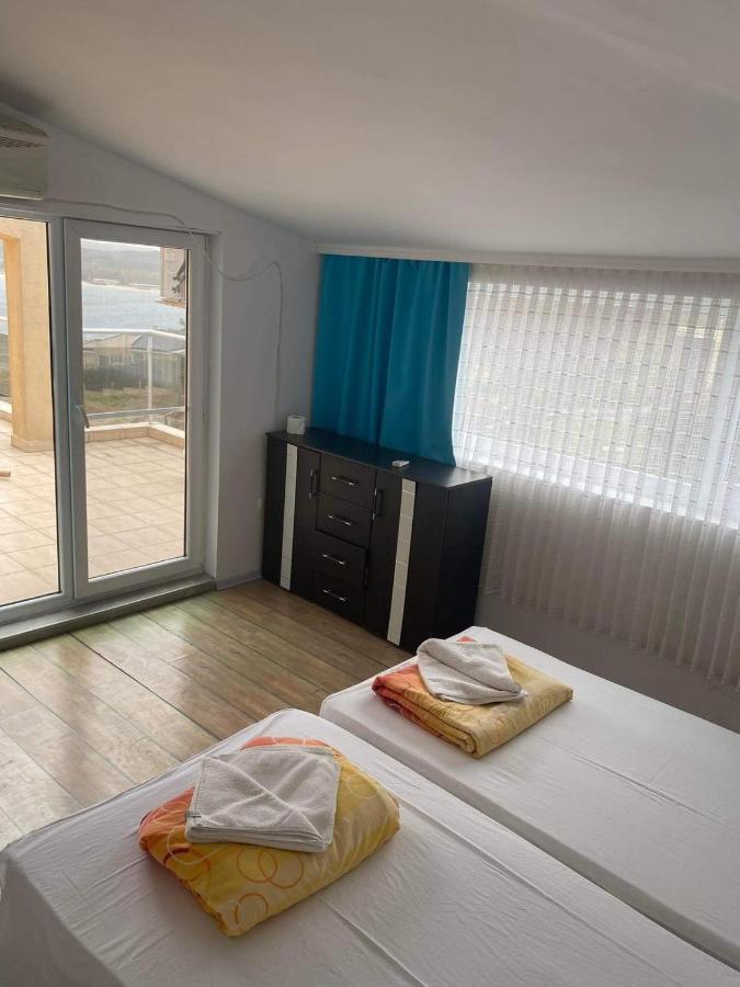 Safo Apartments And Rooms Sozopol Exterior photo