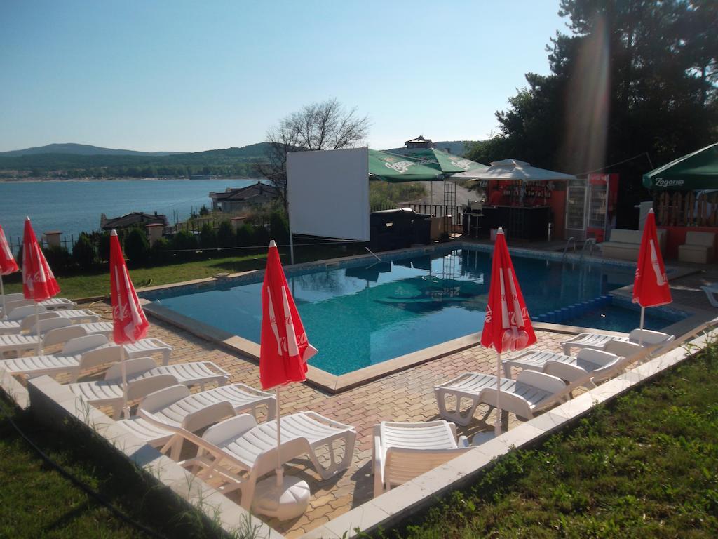 Safo Apartments And Rooms Sozopol Room photo