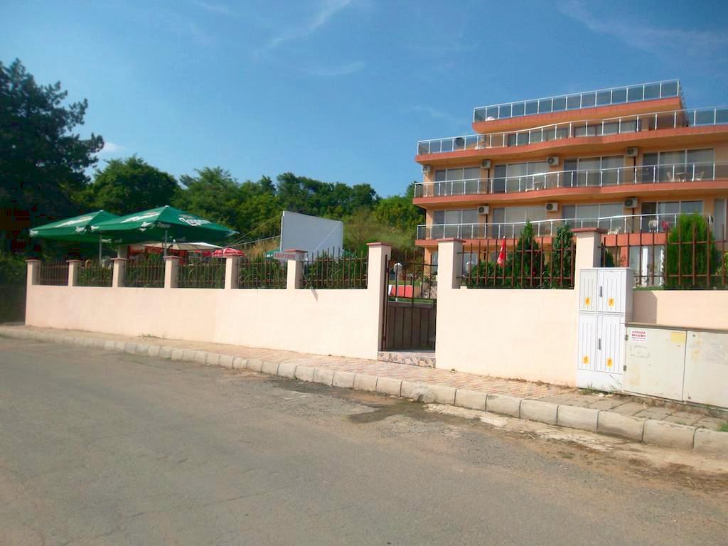 Safo Apartments And Rooms Sozopol Exterior photo