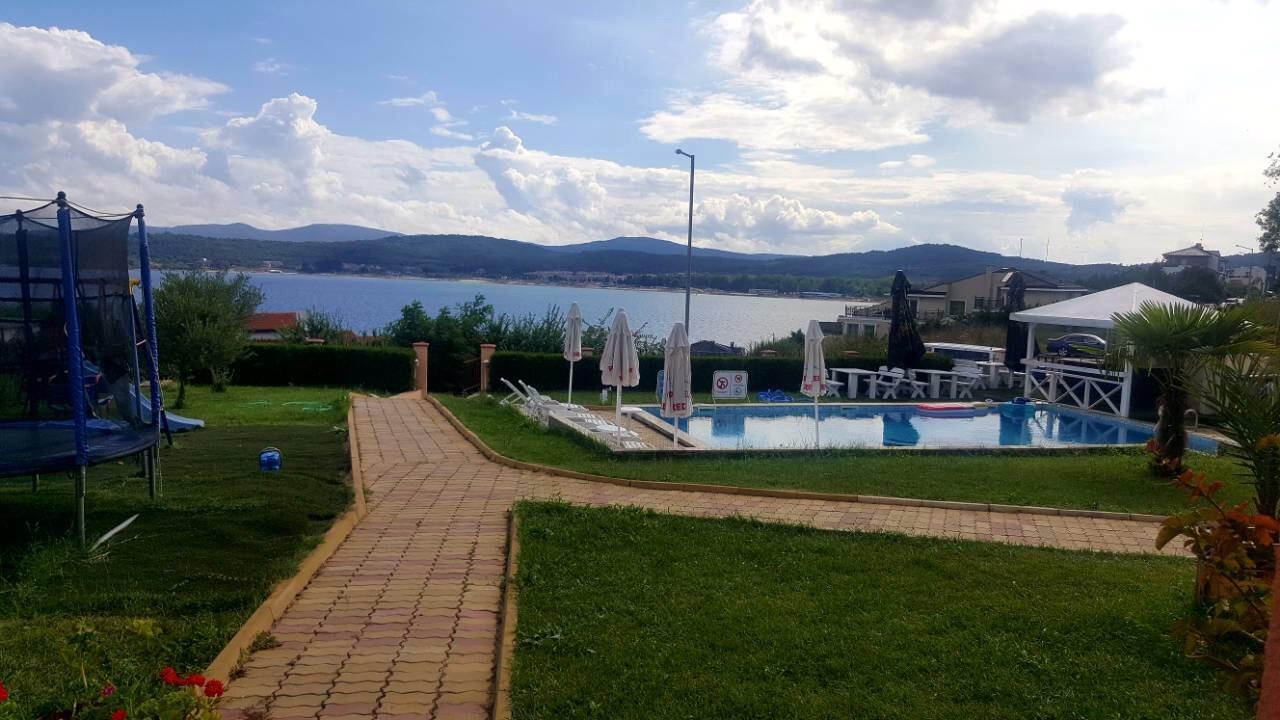 Safo Apartments And Rooms Sozopol Exterior photo