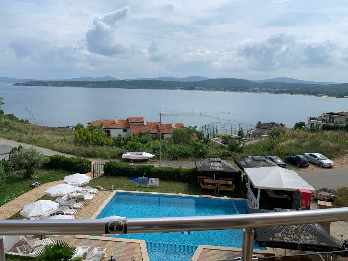 Safo Apartments And Rooms Sozopol Exterior photo